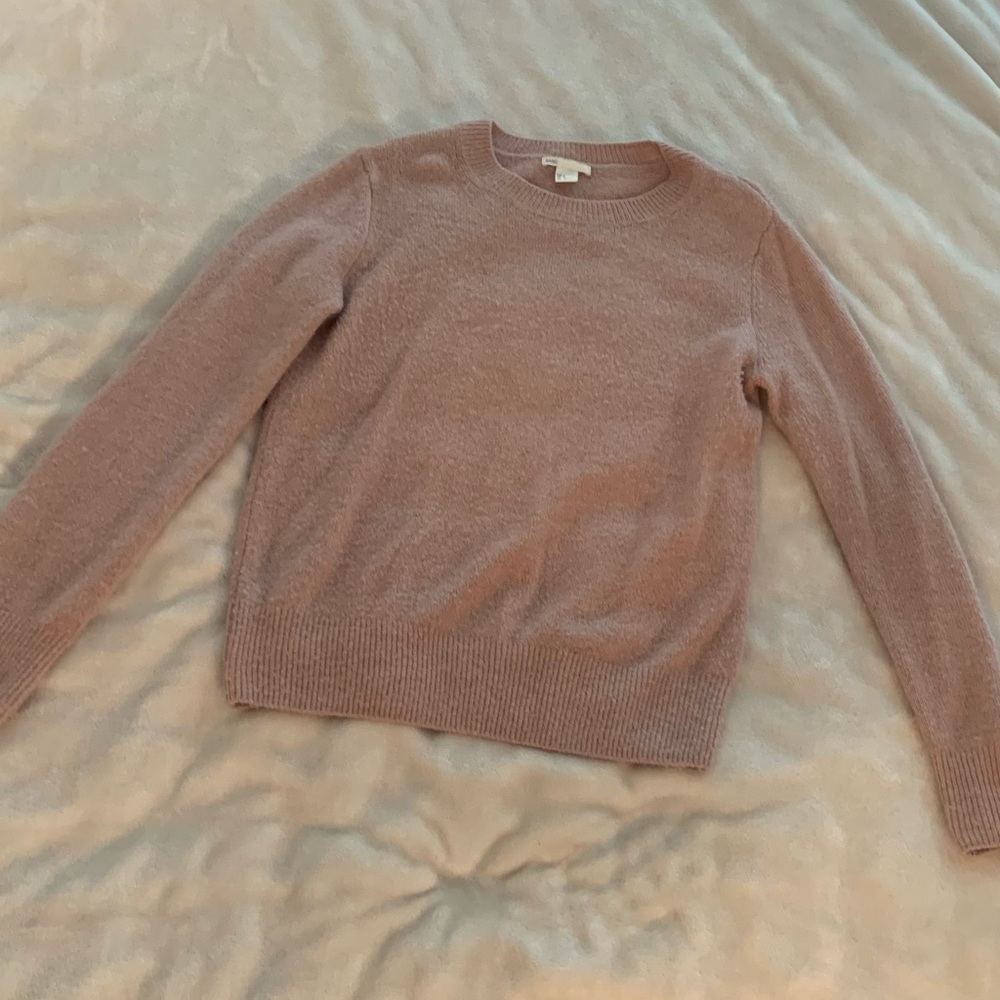 Mauve knit pullover
